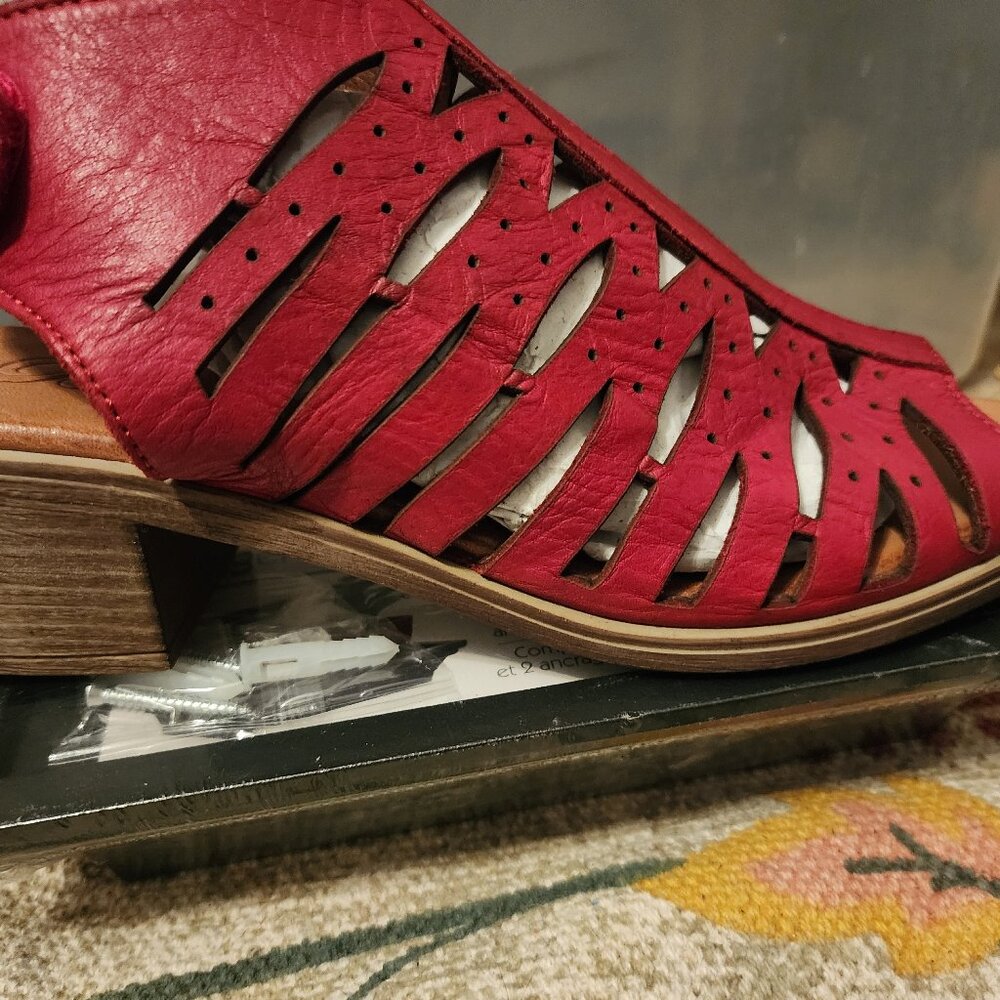 New womens sandles